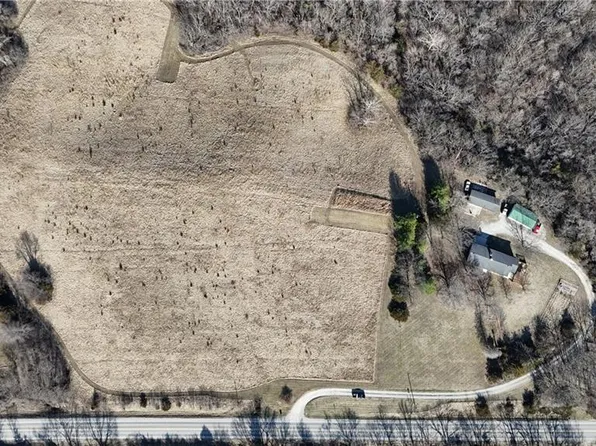 15925 State Route K, Amazonia, MO 64421
