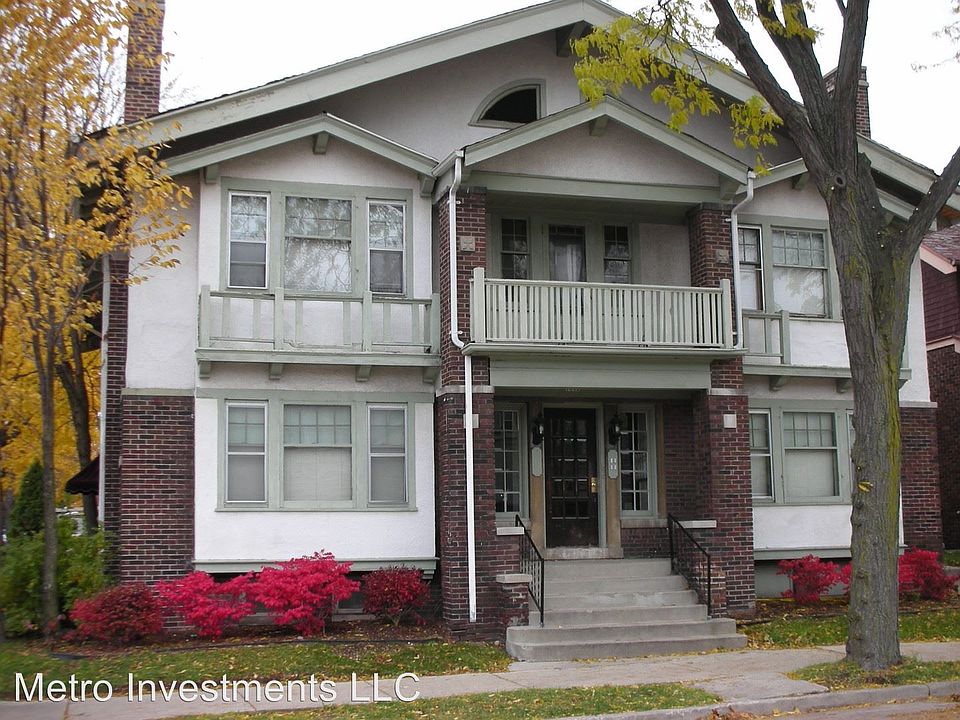 1st image of 1802 E Linnwood Ave APT 1