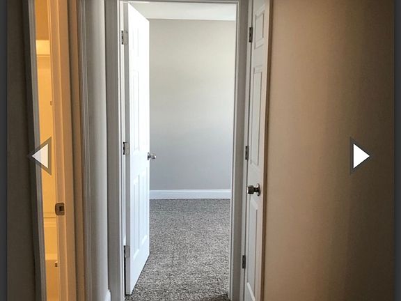 2nd image of 1424 E Walnut St #5