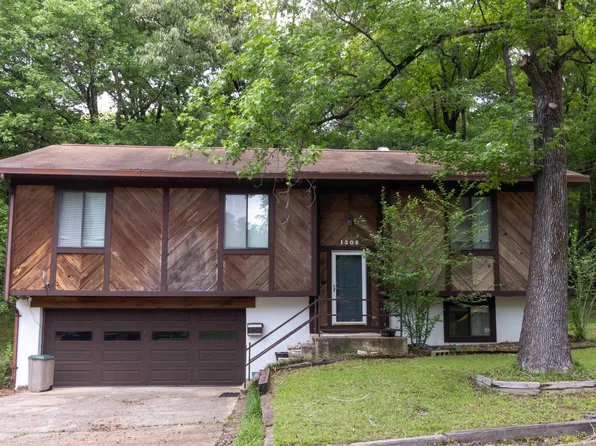 1308 Wood St, El Dorado, AR 71730