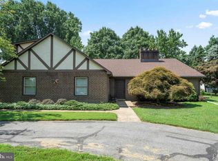 3999 Stirrup Ct, Upper Chichester, PA 19061