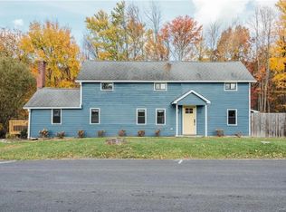 655 Oregon Trl, Shawangunk, NY 12566