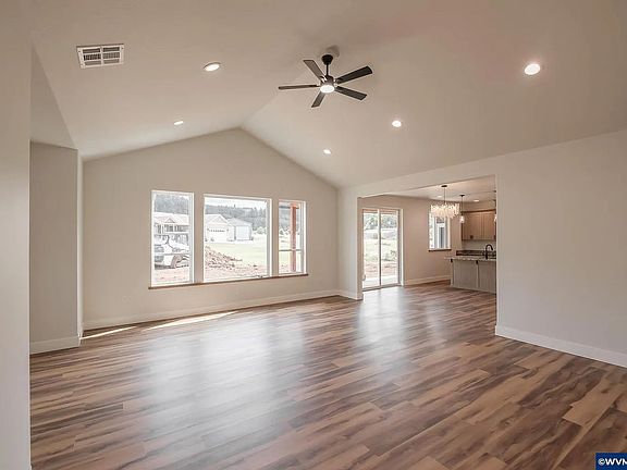 4th image of 4549 Kalmia St