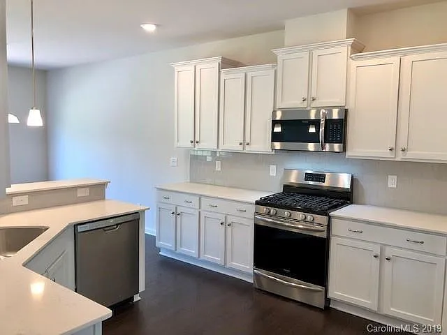 2230 Killian Creek Dr — Photo 5