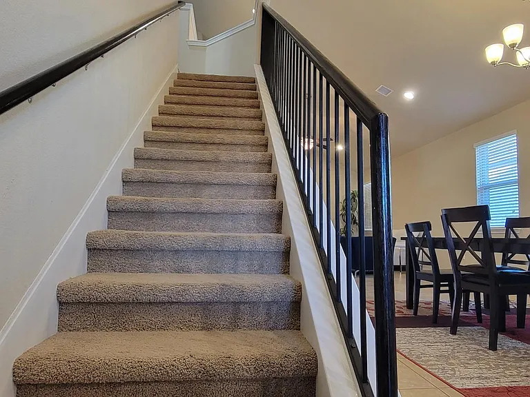 2416 Lyla Ln — Photo 11