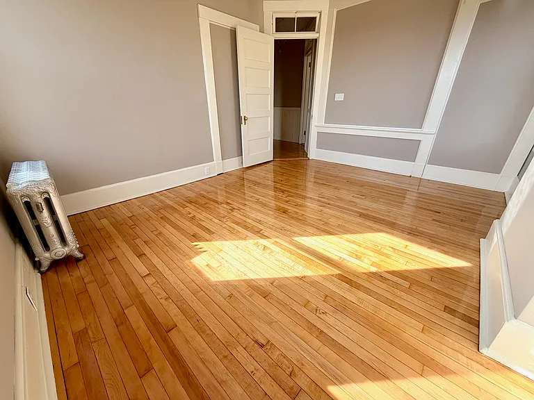 69 S Pleasant St #13 — Photo 20