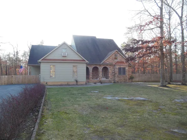 6148 Walnut St, Mays Landing, NJ 08330