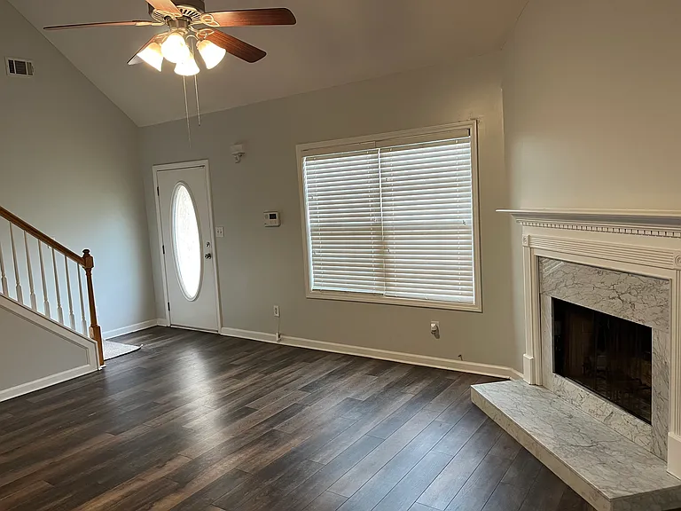314 Fletcher Ct — Photo 6