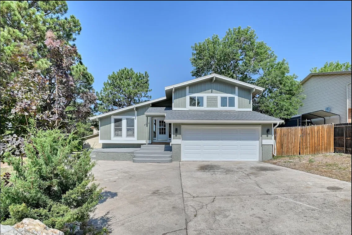 5 bed, 2134 sqft, $2,650 — Photo 2