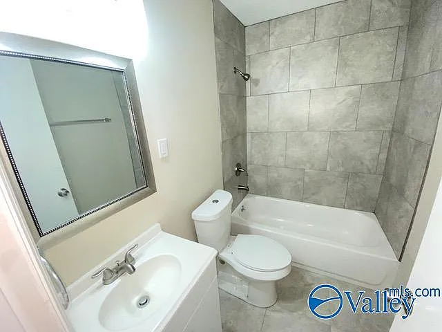 2117 Griffith Dr NW — Photo 15