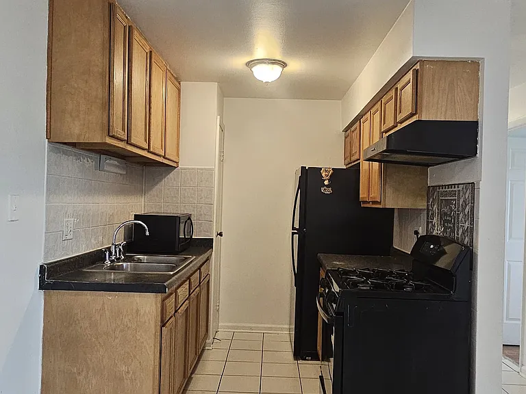 675 Heritage Dr #306 — Photo 5