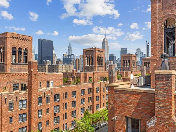 465 West 23rd Street image 17 of 28