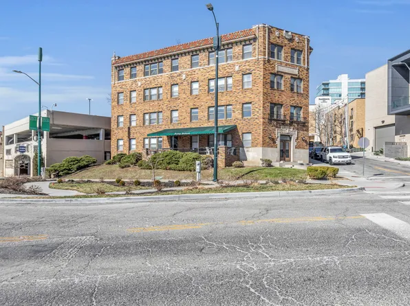 The Monterey, 4630 Wornall Rd APT 303, Kansas City, MO 64112