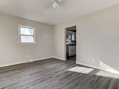 1015 N Wolfe St — Photo 3