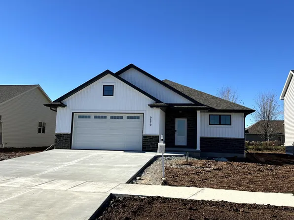 N9379 Gemstone Ct, Appleton, WI 54915