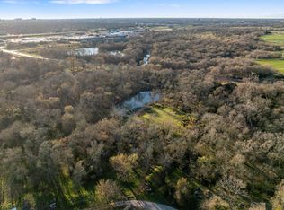 25 Ranchero Rd, College Station, TX 77845