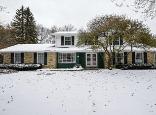 2390 Tilton Ln, Brookfield, WI 53045