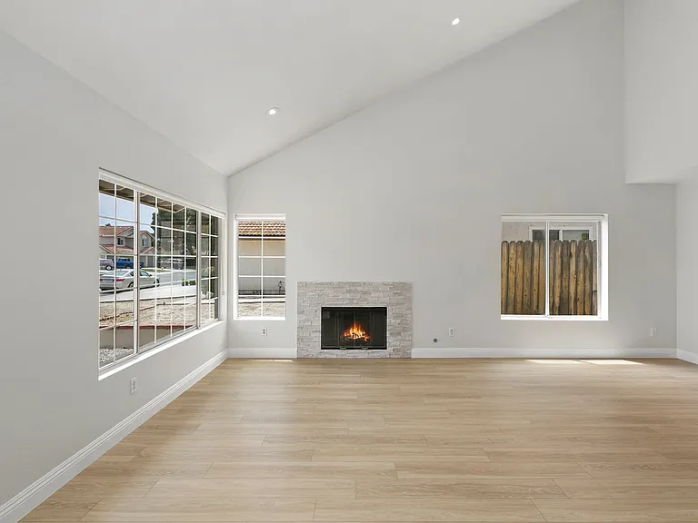 3428 Meadow View Dr — Photo 7