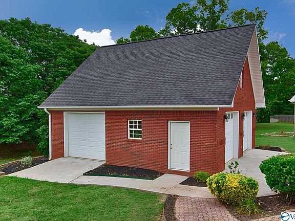 5th image of 103 Falls Creek Cir