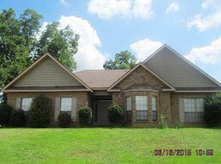 10290 Southland Way, Semmes, AL 36575
