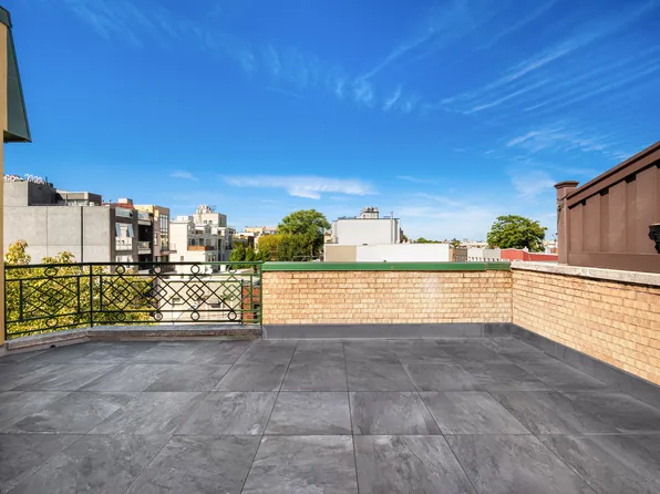 252 Richardson Street 3L image 11 of 11