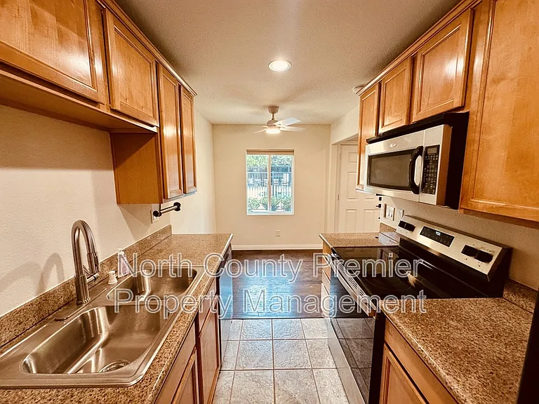 2360 Paseo De Laura #35 — Photo 4