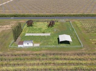 15330 Smith Rd, Lodi, CA 95240