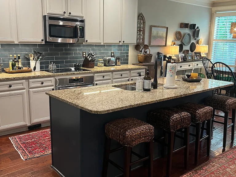 1820 Jardin Ct — Photo 12