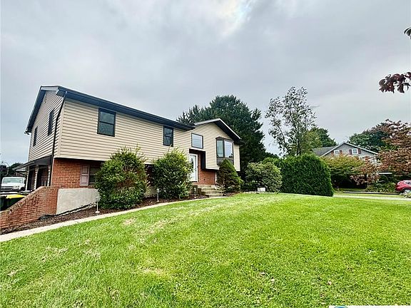 2nd image of 8740 Breinigsville Rd