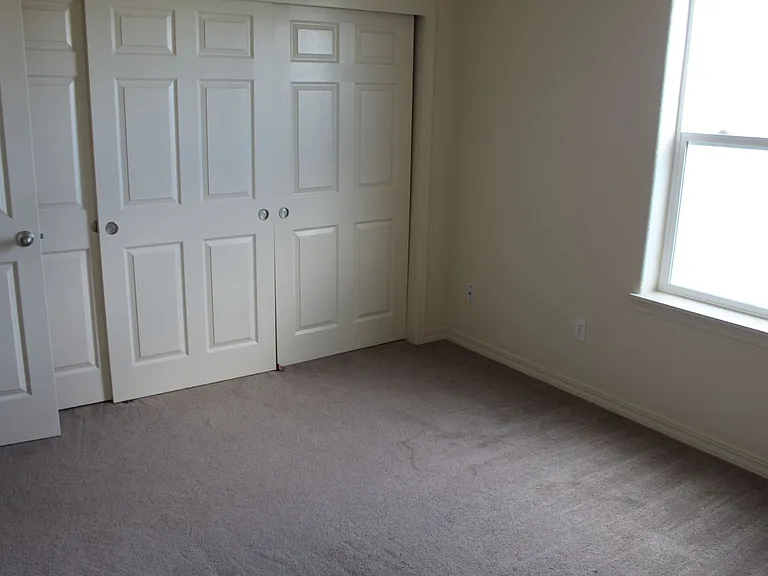 304 Willow St — Photo 25