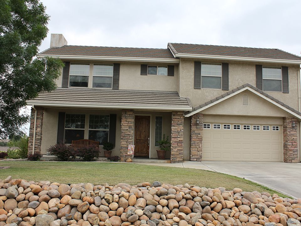 1st image of 70 Cormorant Dr