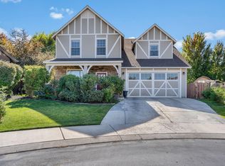 1240 SW 34th Pl, Redmond, OR 97756