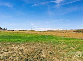 Blessinger Rd, Star, ID 83669