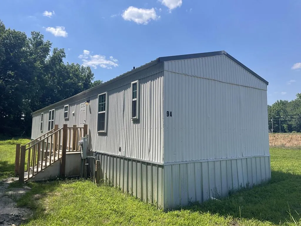 94 Knox Drive — Photo 1