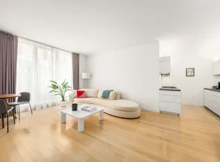 241 5th Avenue 5C image 1 of 6