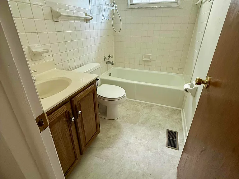 6031 Carrollton Ave — Photo 19