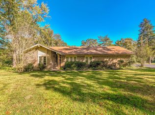 114 N Woodland Dr, Conway, AR 72032