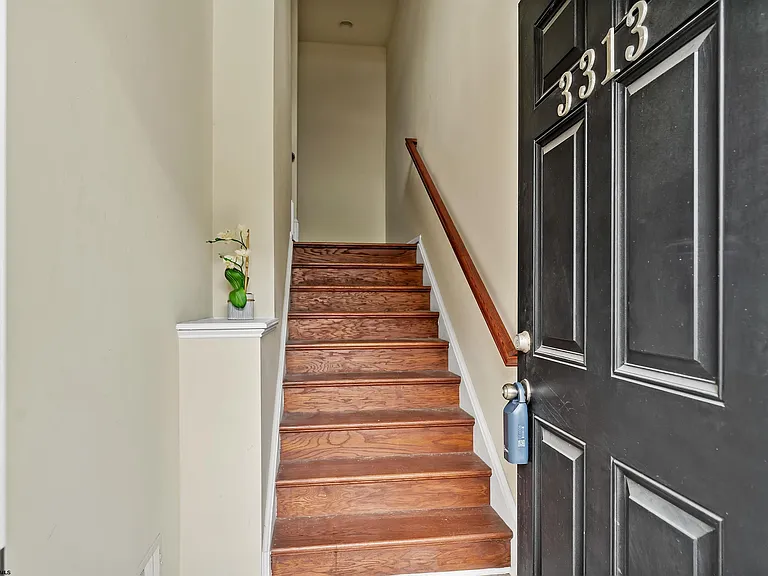 3313 Sun Ct — Photo 33