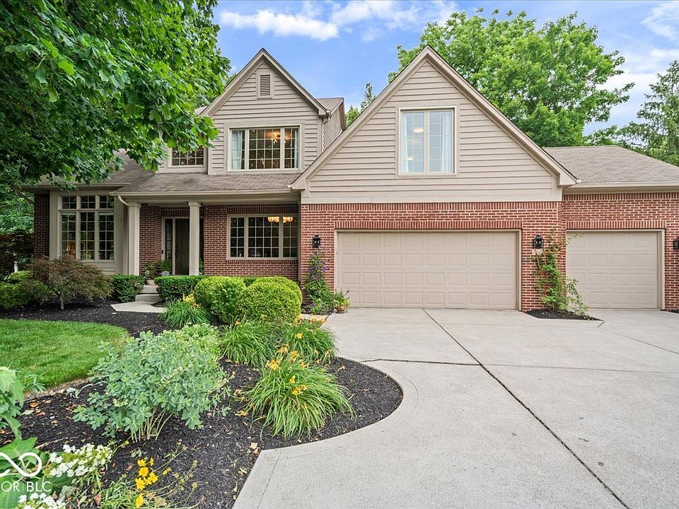 1st image of 811 Pebble Brook Pl
