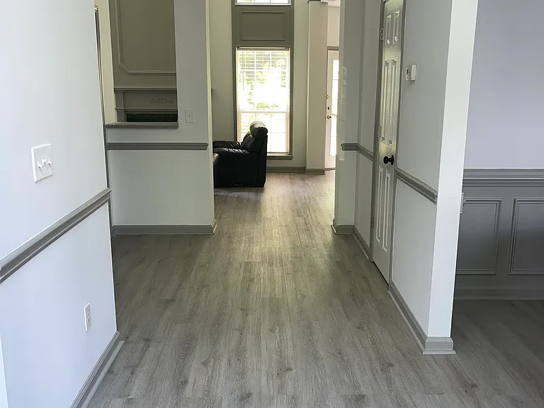 Rhyne Cir SE — Photo 3