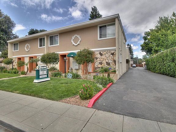 4th image of 278 Tyrella Ave APT 7