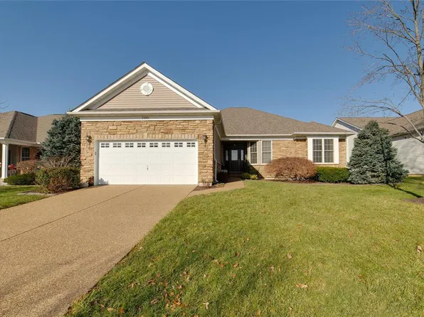 2180 Hawks Landing Dr #E, Lake Saint Louis, MO 63367