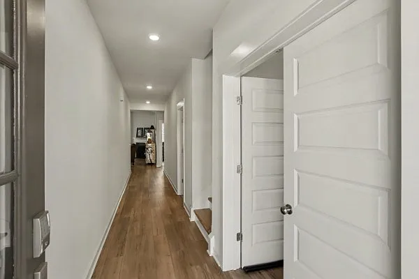 4 bed, 3.5 bath, 2508 sqft, $3,400 — Photo 4