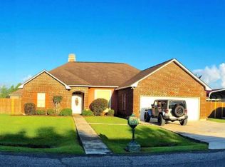 117 Bridgeport Ln, Carencro, LA 70520
