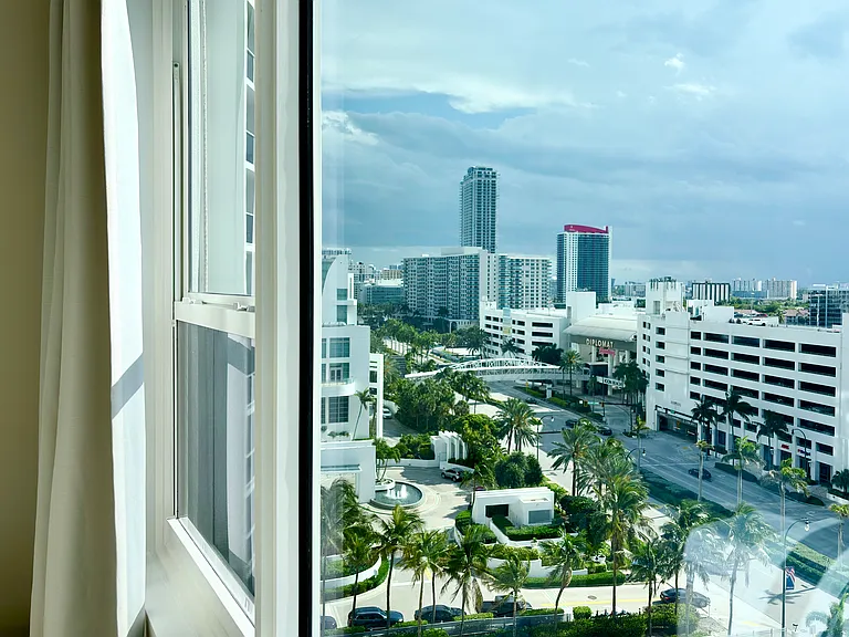 3505 S Ocean Dr #1105 — Photo 32
