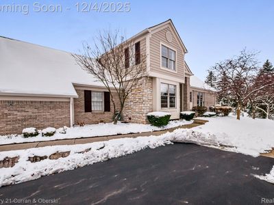 16925 Lochmoor Cir E, Northville, MI, 48168