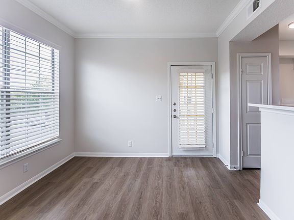 4th image of 536 Shelby Grove Dr #22-204