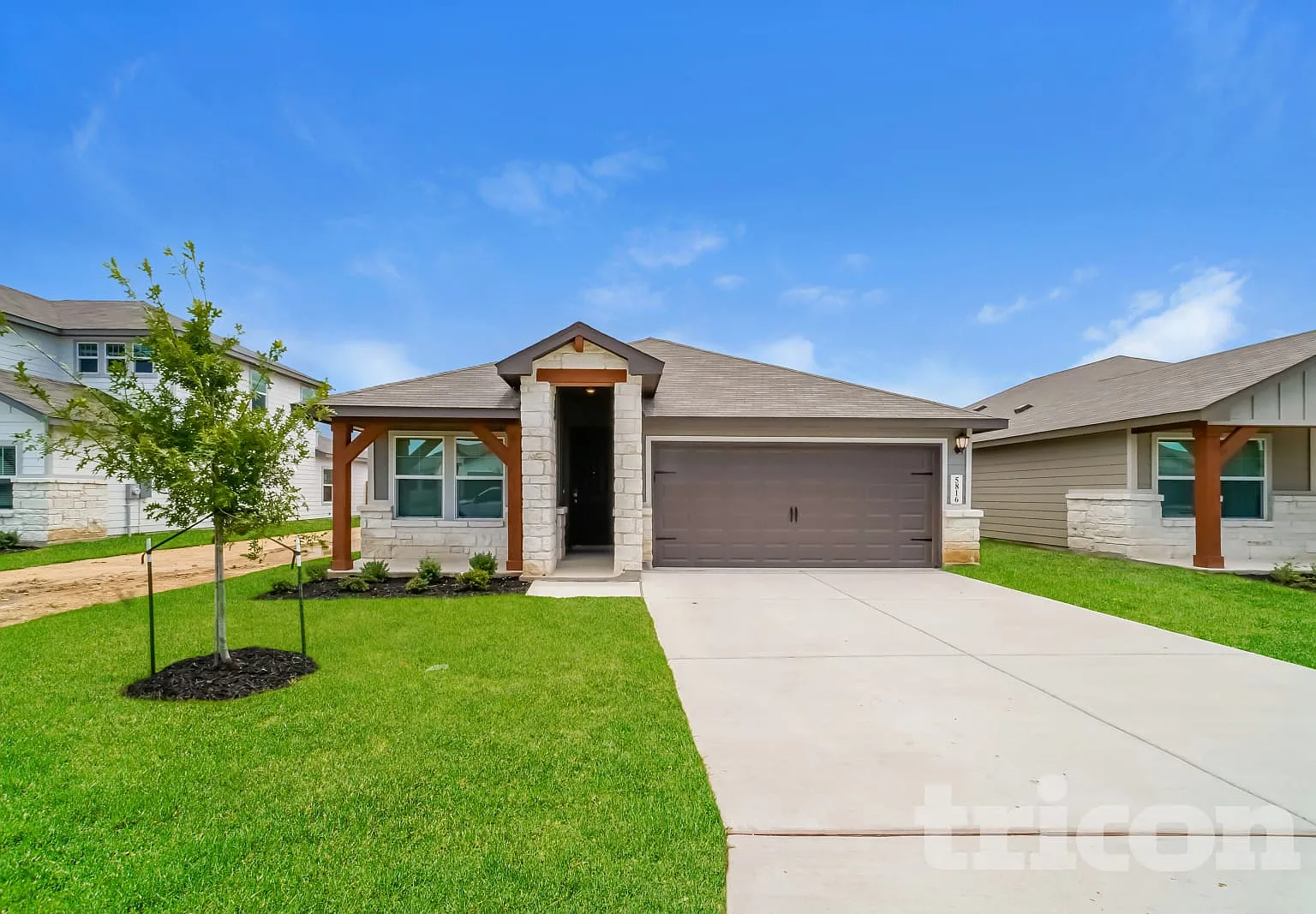 5816 Zoey Way St. Hedwig TX — Photo 1
