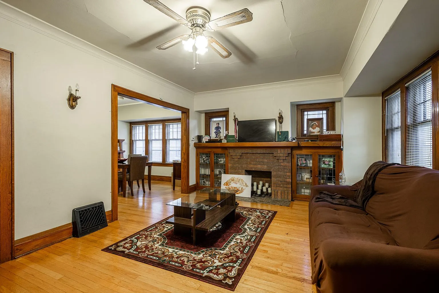 2 bed, 1150 sqft, $1,450 — Photo 2