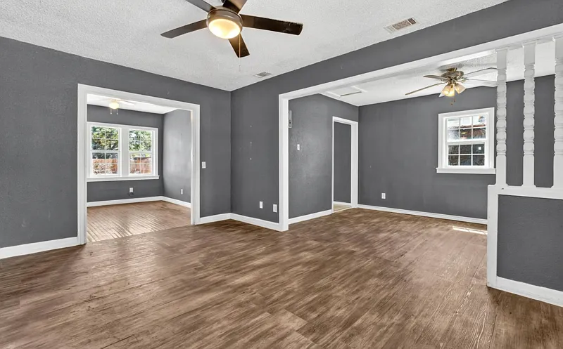 2 bed, 1.0 bath, 1058 sqft, $1,200 — Photo 2